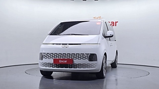 HYUNDAI STARIA 2023