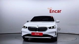 BMW 5-SERIES G60 2025