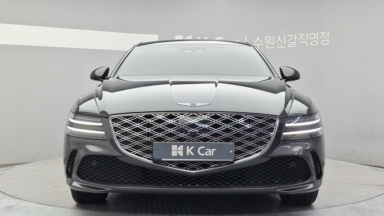 GENESIS G80 RG3 2024