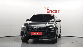 AUDI Q8 4M 2023
