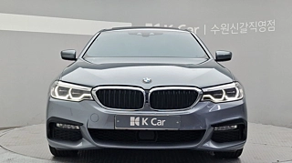 BMW 5-SERIES G30 2017
