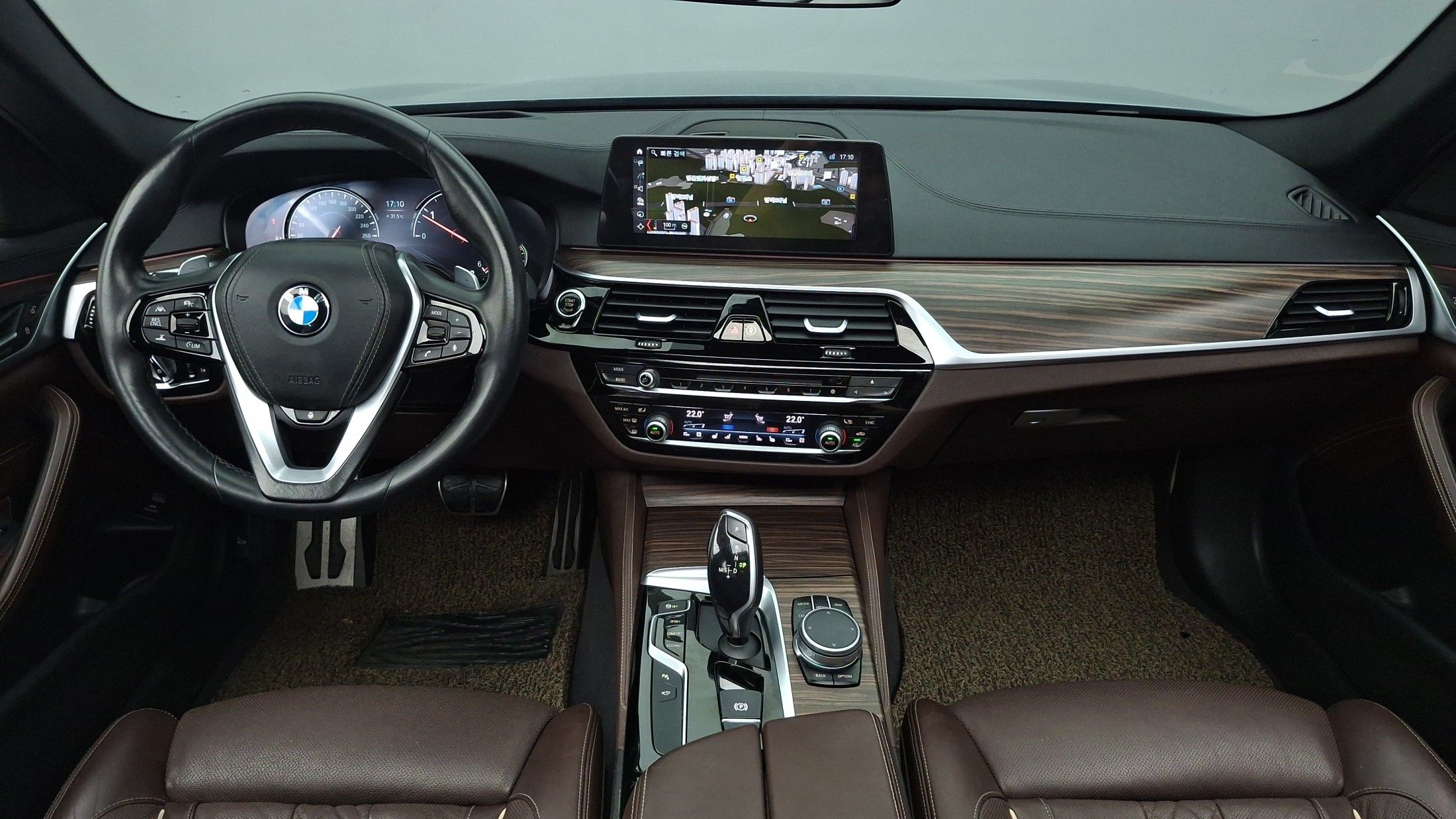 BMW 5-SERIES G30 2017