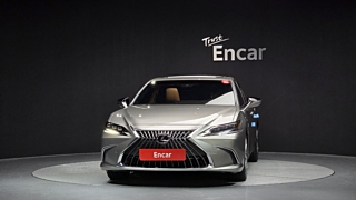 LEXUS ES300H 2024
