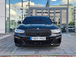 BMW 5-SERIES G30 2021