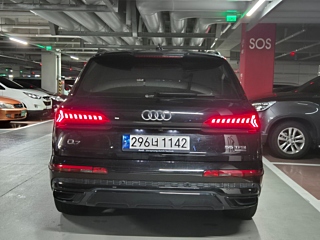 AUDI Q7 4M  55 TFSI Quattro Premium 2022