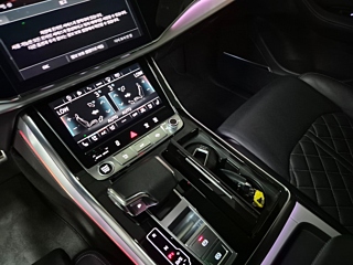 AUDI Q7 4M  55 TFSI Quattro Premium 2022
