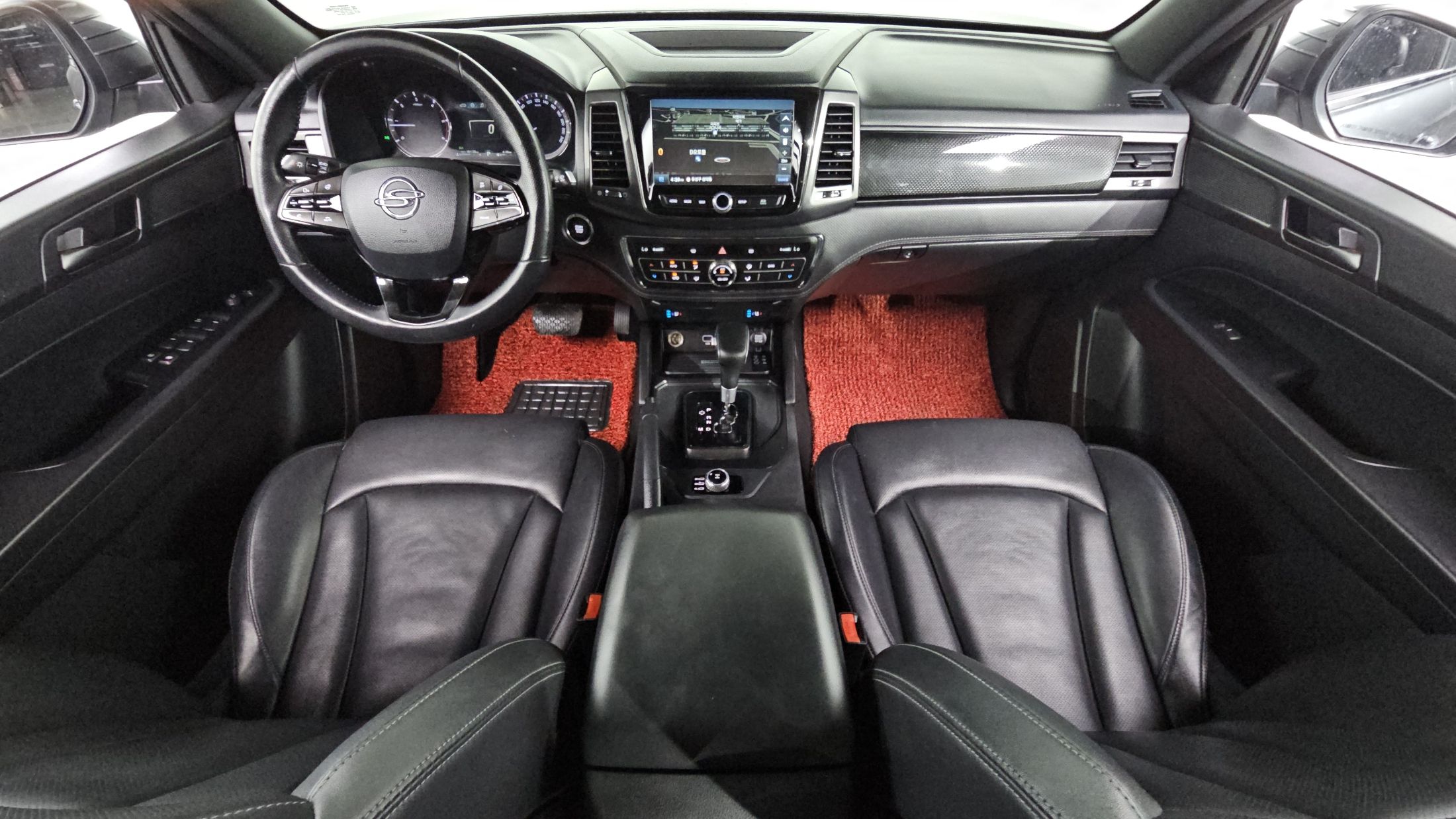 SSANGYONG REXTON SPORTS CAR 2021