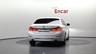 BMW 5-SERIES G30 2018