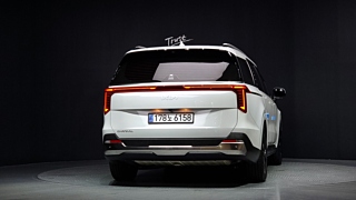 KIA CARNIVAL 2023