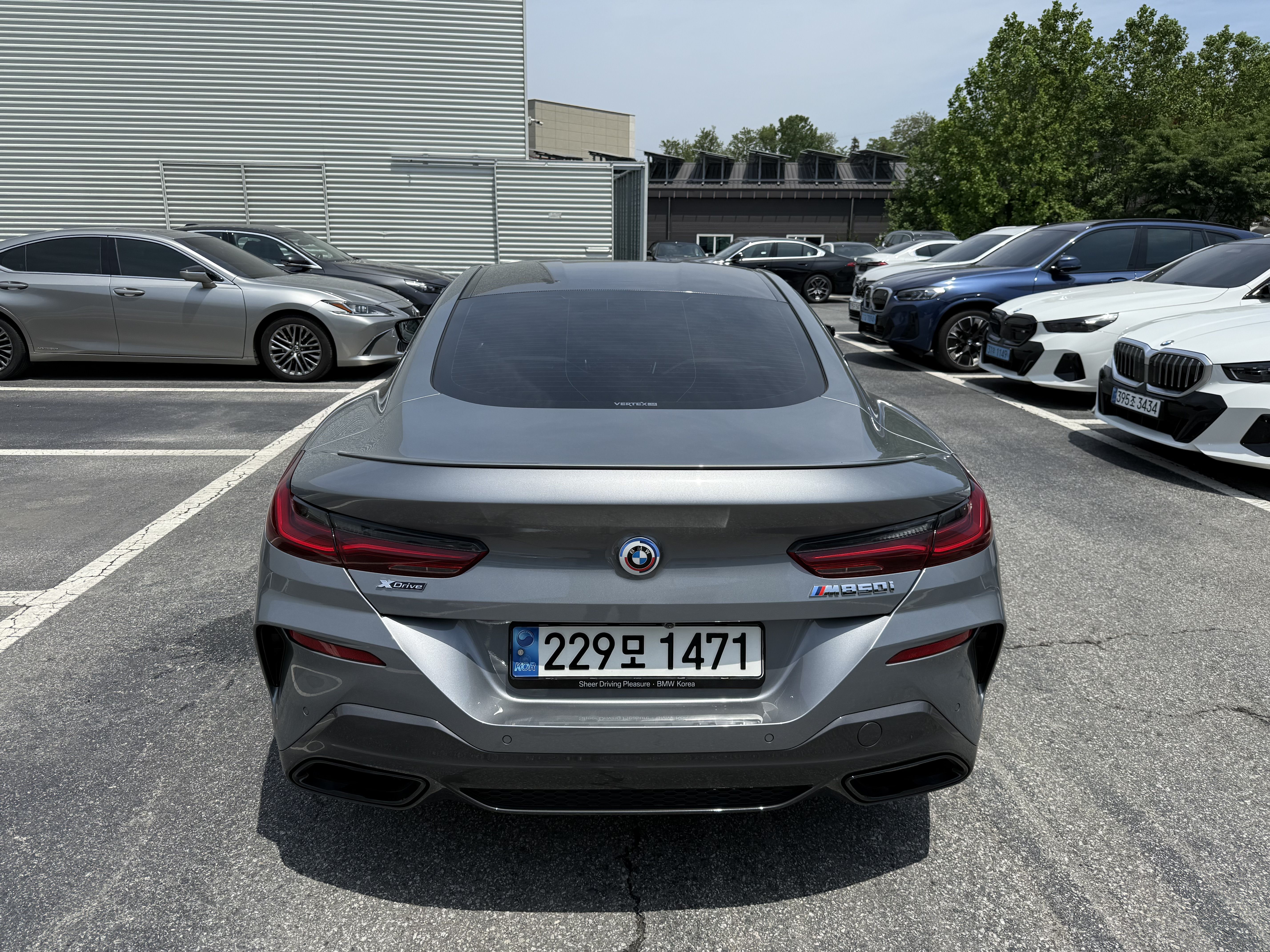 BMW 8-SERIES G15 2023