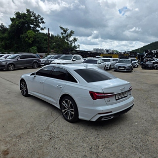 AUDI A6 C8 2022