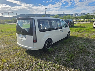 HYUNDAI STARIA 2025