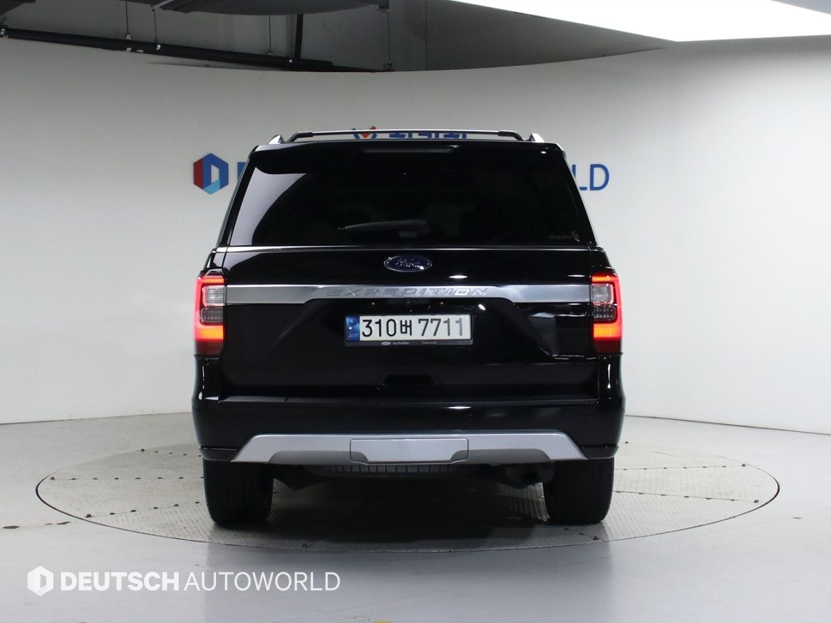 FORD EXPEDITION 2021