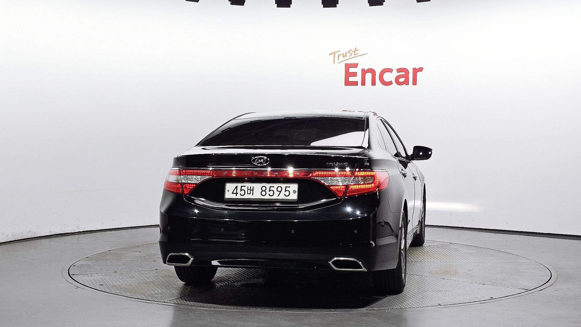 HYUNDAI GRANDEUR HG 2015