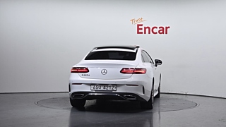 MERCEDES BENZ E-CLASS W213 2017