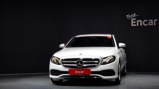 MERCEDES BENZ E-CLASS W213 2017