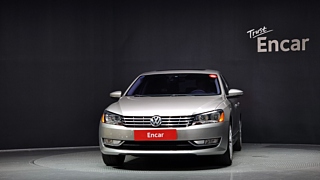VOLKSWAGEN PASSAT 2014