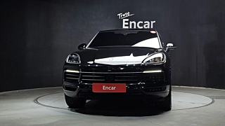 PORSCHE CAYENNE PO536 2023