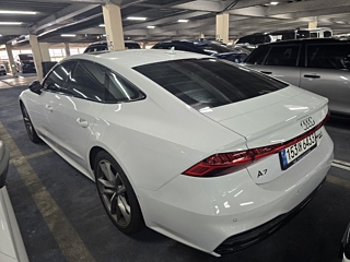 AUDI A7 4K 2022
