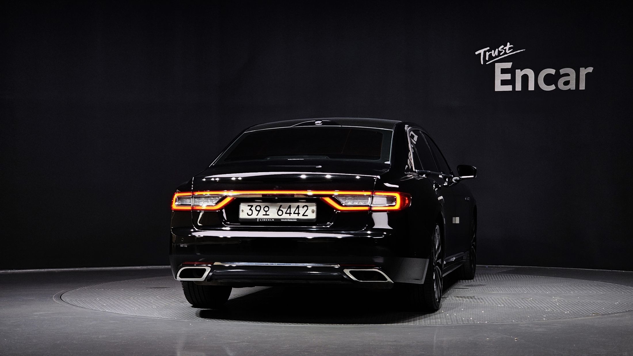 LINCOLN CONTINENTAL 2017