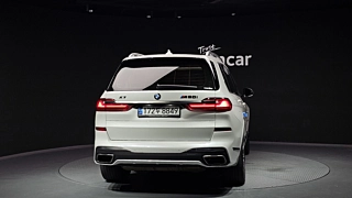 BMW X7 G07 2020
