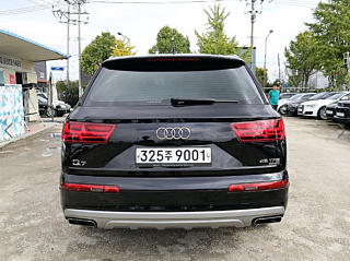 AUDI Q7 4M 2019