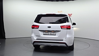 KIA CARNIVAL 2017