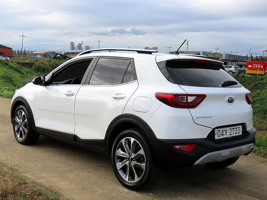 KIA STONIC 2017