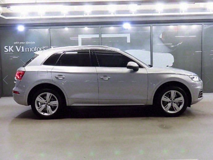 AUDI Q5 FY 2020