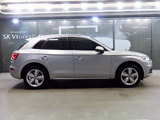 AUDI Q5 FY 2020
