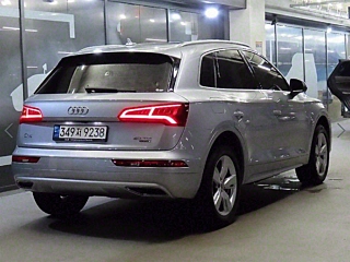 AUDI Q5 FY 2020