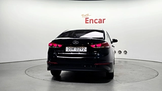 HYUNDAI AVANTE AD 2016