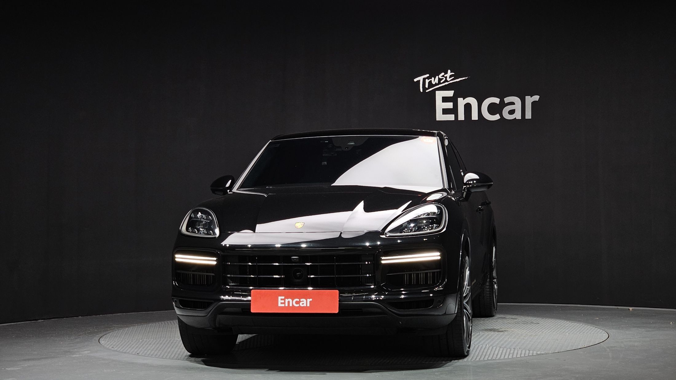PORSCHE CAYENNE PO536 2023