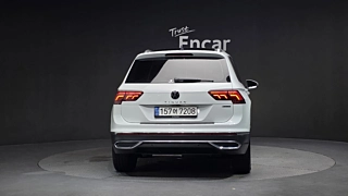 VOLKSWAGEN TIGUAN 2022