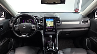 SAMSUNG QM6 2021