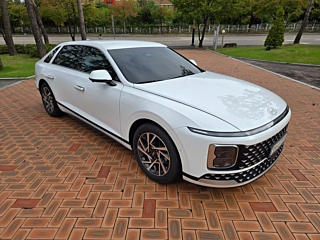 HYUNDAI GRANDEUR HYBRID GN7 2023