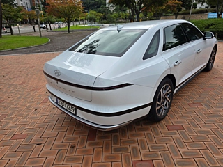 HYUNDAI GRANDEUR HYBRID GN7 2023