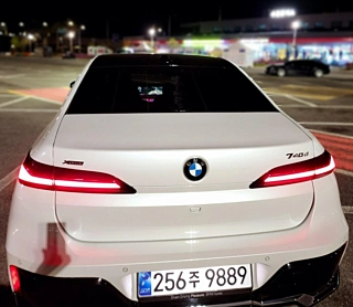 BMW 7-SERIES G70 2024