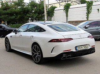 MERCEDES BENZ AMG GT 2023