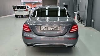 MERCEDES BENZ E-CLASS W213 2017