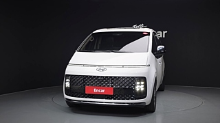 HYUNDAI STARIA 2023