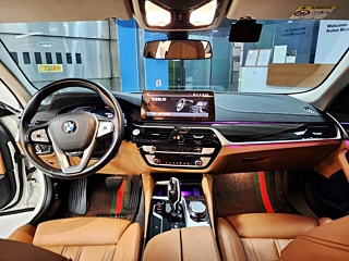 BMW 5-SERIES G30 2022