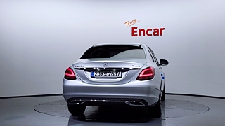 MERCEDES BENZ C-CLASS W205 2020