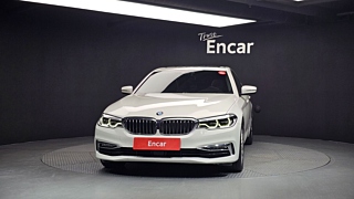 BMW 5-SERIES G30 2018