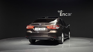 TOYOTA CAMRY XV70 2018