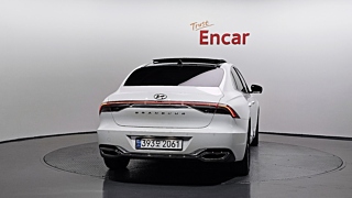 HYUNDAI GRANDEUR IG HYBRID 2022