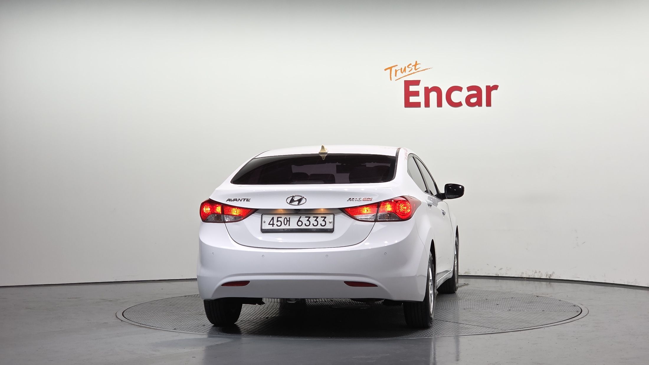 HYUNDAI AVANTE MD 2011