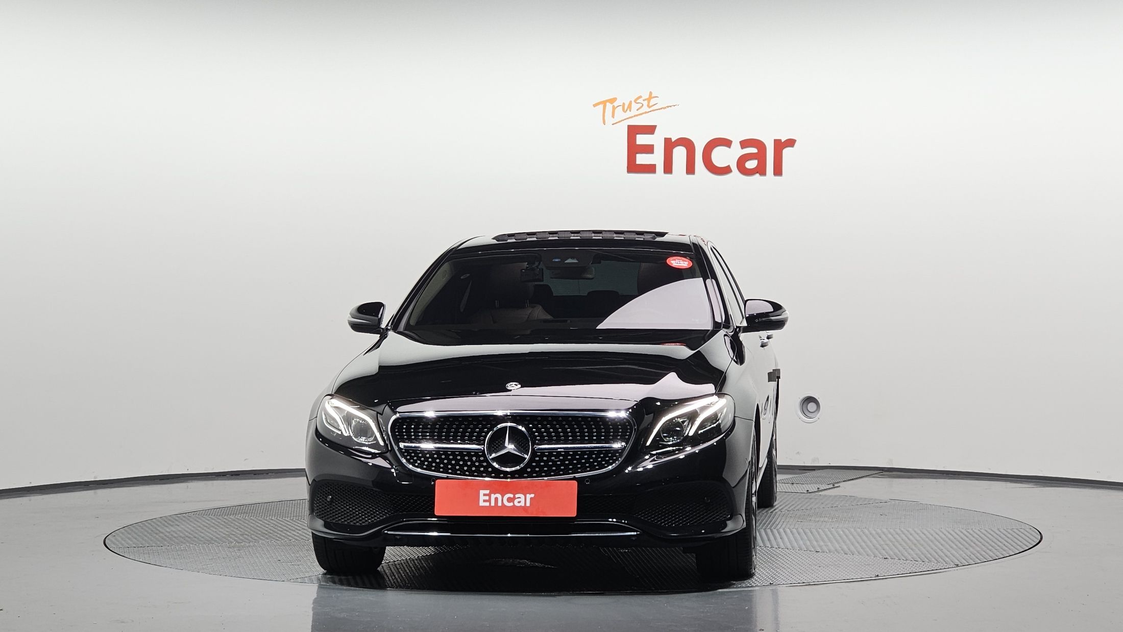 MERCEDES BENZ E-CLASS W213 2020