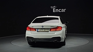 BMW 5-SERIES G30 2018