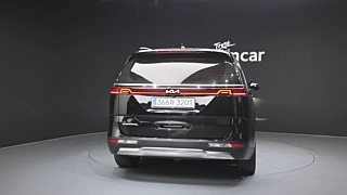 KIA CARNIVAL 2023